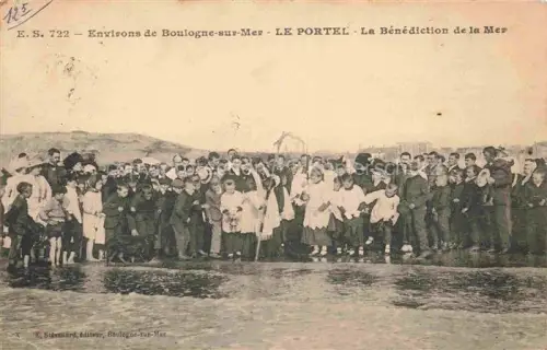 AK / Ansichtskarte Le Portel Boulogne-sur-Mer 62 Pas-de-Calais La Bénédiction de la Mer