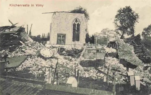 AK / Ansichtskarte Vimy Wimmi ARRAS 62 Pas-de-Calais Kirchenreste Ruines Grande Guerre Truemmer 1. Weltkrieg Feldpost