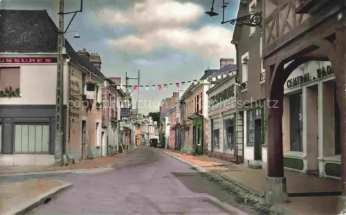 AK / Ansichtskarte La Guerche-de-Bretagne 35 Ille-et-Vilaine Rue d'Anjou