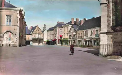AK / Ansichtskarte La Guerche-de-Bretagne 35 Ille-et-Vilaine Place de l'Eglise