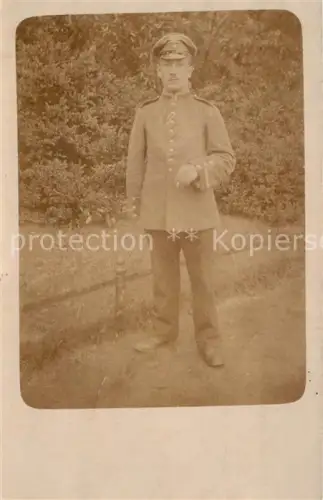 AK / Ansichtskarte WK1 Militaria Soldat Portraitfoto