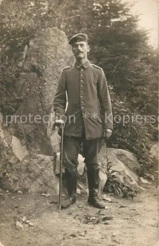 AK / Ansichtskarte WK1 Militaria Landwehr Soldat Portraitfoto