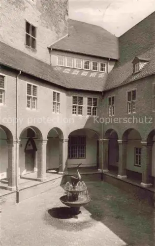 AK / Ansichtskarte KLEVE Bad Cleve Schwanenburg Innenhof