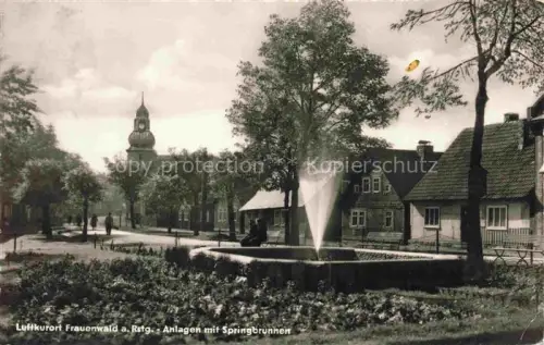 AK / Ansichtskarte Frauenwald Thueringen Anlagen mit Springbrunnen