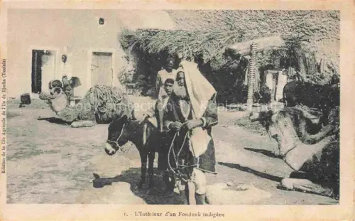 AK / Ansichtskarte Djerba Jerba Tunesie Intérieur d'un fondouk indigène