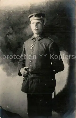 AK / Ansichtskarte Gebirgsjaeger Chasseur Alpins Reggimento Alpini Militaria-- WK1 Bayern Fotoportrait Soldat