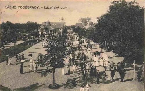 AK / Ansichtskarte Lazne Podebrady CZ Lázenský park