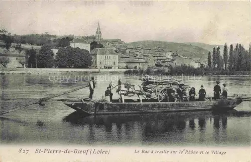 AK / Ansichtskarte St-Pierre-de-Boeuf Saint-Etienne 42 Loire Le Bac à traille sur le Rhône et le village