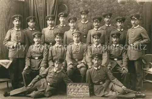 AK / Ansichtskarte LAHR Baden WK1 IR Gruppenfoto Soldaten