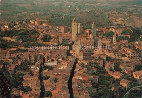 AK / Ansichtskarte San Gimignano Toscana IT Fliegeraufnahme