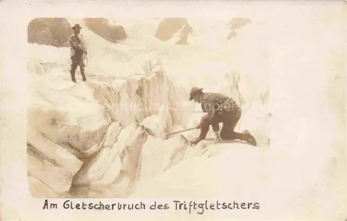 AK / Ansichtskarte Triftgletscher Gadmen BE Am Gletscherbruch