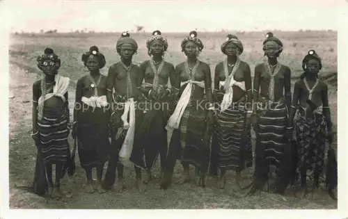 AK / Ansichtskarte Obervolta Burkina Faso Haute-Volta Danseuses Bobo