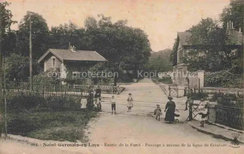 AK / Ansichtskarte Saint-Germain-en-Laye Entrée de la Forêt Passage à niveau de la ligne de Ceinture