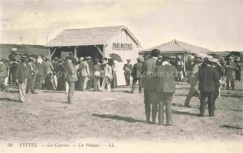 AK / Ansichtskarte VITTEL 88 Vosges Les Courses La Pelouse