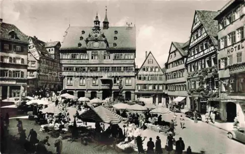 AK / Ansichtskarte TueBINGEN BW Marktplatz mit Rathaus