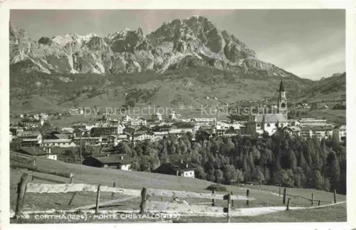 AK / Ansichtskarte Cortina d Ampezzo Veneto IT mit Monte Cristallo