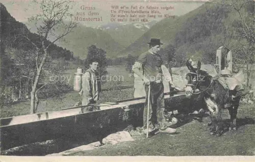 AK / Ansichtskarte Muenstertal Muensterthal Gerardmer 88 Vosges Mit Tieren am Brunnen