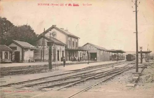 AK / Ansichtskarte Sezanne Epernay 51 Marne La gare Bahnhof