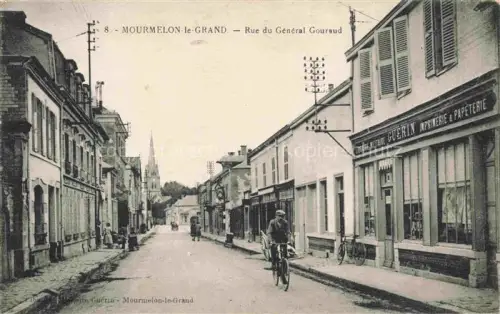 AK / Ansichtskarte Mourmelon-le-Grand Chalons-en-Champagne 51 Marne Rue du Général Gouraud
