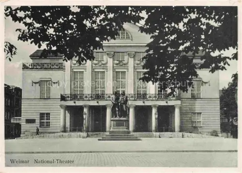 AK / Ansichtskarte WEIMAR  Thueringen National Theater