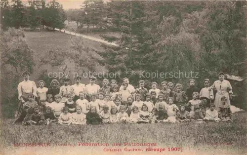 AK / Ansichtskarte Monsegur Langon 33 Gironde Fédération des Patronages Colonie Gachon Groupe
