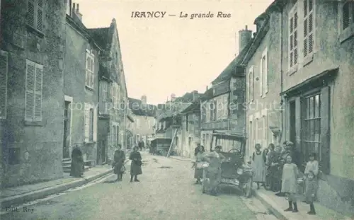 AK / Ansichtskarte Irancy Auxerre 89 Yonne La Grande Rue Automobile