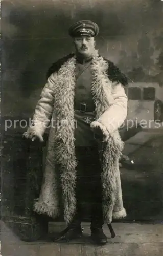 AK / Ansichtskarte WK1 Militaria Deutschland Beamter Pelzmantel Russland