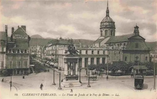 AK / Ansichtskarte CLERMONT -FERRAND Auvergne 63 Puy-de-Dome La Place de Jaude et le Puy de Dome
