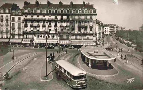 AK / Ansichtskarte NANTES 44 Loire-Atlantique Place du Commerce