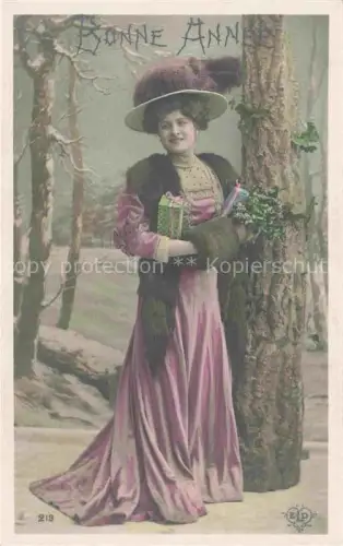 AK / Ansichtskarte Foto ELD Nr. 219 Neujahrgruss Frau Hutmode 