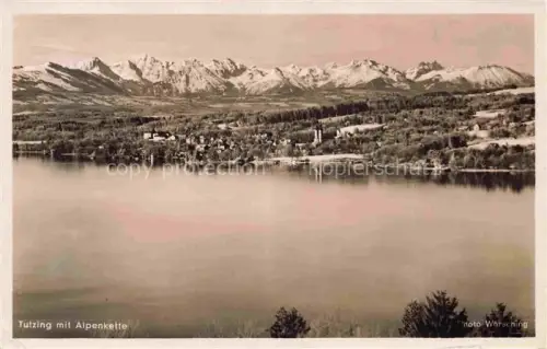 AK / Ansichtskarte Tutzing Starnberger See Bayern mit Alpenkette