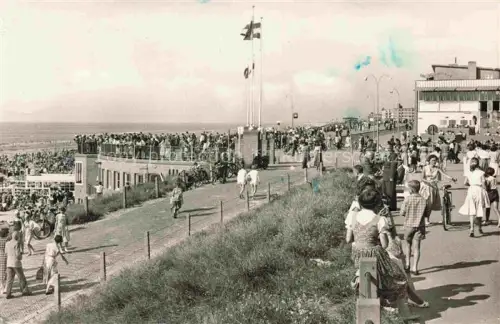AK / Ansichtskarte ZANDVOORT-AAN-ZEE Noord Holland NL Strandpromenade