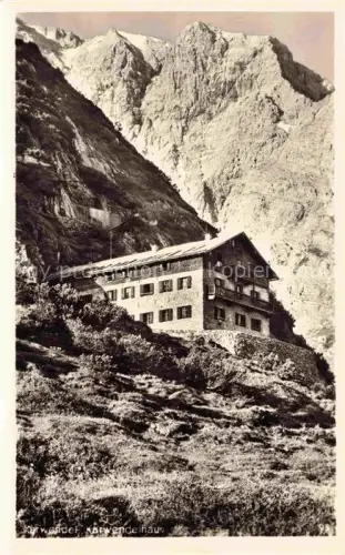 AK / Ansichtskarte Karwendelhaus 1765m Tirol Ansicht