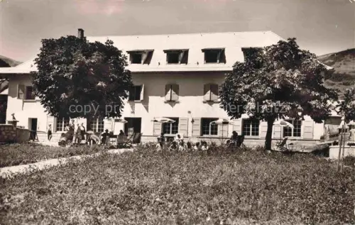 AK / Ansichtskarte St-Paul-sur-Ubaye Barcelonnette 04  Alpes-de-Haute-Provence Hotel Les Melezes vu du Parc