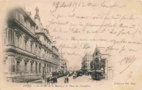 AK / Ansichtskarte LYON 69 Rhone Le Palais de la Bourse et Place des Cordeliers
