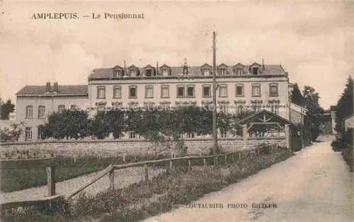 AK / Ansichtskarte Amplepuis Villefranche-sur-Saone 69 Rhone Le Pensionnat