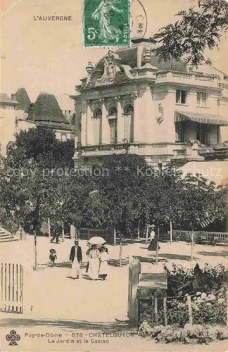AK / Ansichtskarte Chatelguyon Chatel-Guyon 63 Puy-de-Dome Le jardin et le casino