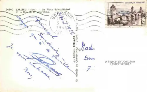 AK / Ansichtskarte Jallieu Bourgoin-Jallieu 38 Isere Place Saint-Michel et Rue de la Libération
