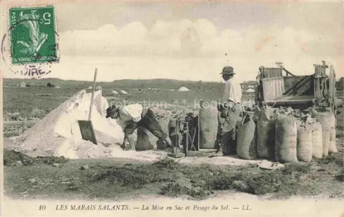 AK / Ansichtskarte SALZ  Salzbergwerk Salzgewinnung Sel Salt-- Les Marais Salants 
