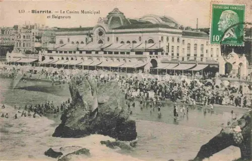 AK / Ansichtskarte BIARRITZ 64 Pyrenees Atlantiques Casino Municipal et Baigneurs