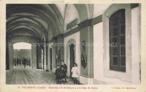AK / Ansichtskarte Figueras Figueres Gerona Cataluna ES Castillo Entrada a la fortaleza y a la Sala de Actos