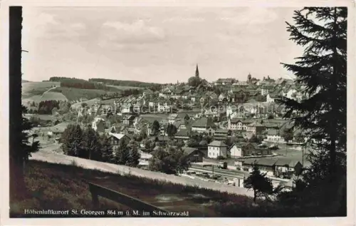 AK / Ansichtskarte St Georgen  Schwarzwald Panorama Ansicht vom Waldrand aus
