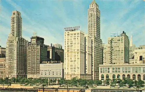 AK / Ansichtskarte CHICAGO  Illinois USA Skyline Michigan Avenue