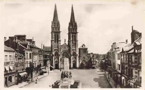 AK / Ansichtskarte La Ferte-Mace Alencon 61 Orne Place du Marche