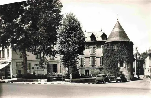 AK / Ansichtskarte MONTLUCON 03 Allier Recette des Finances