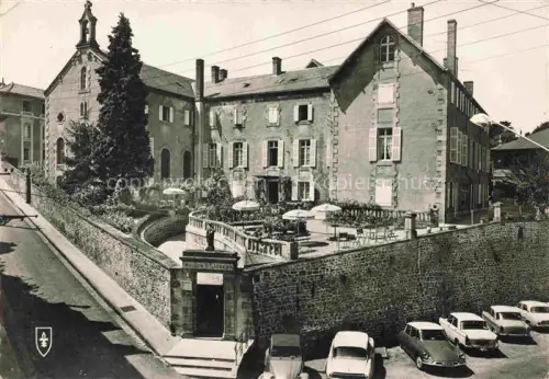 AK / Ansichtskarte Bourbon-l Archambault Moulins 03 Allier Maison Saint Joseph