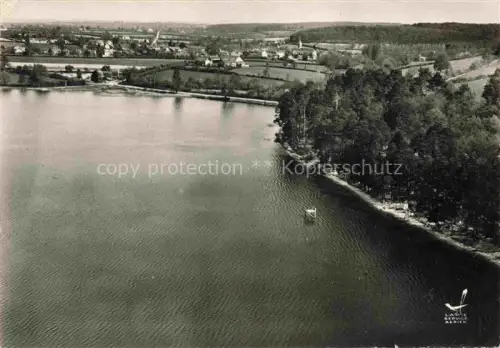 AK / Ansichtskarte St-Bonnet-Troncais Montlucon 03 Allier L'Etang et la Plage Vue aerienne