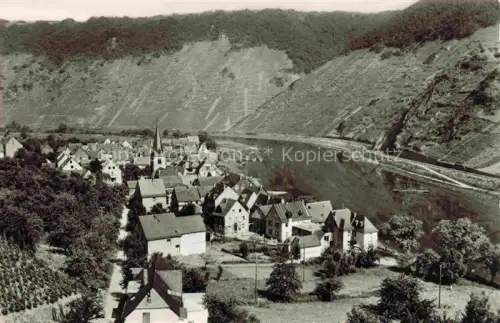 AK / Ansichtskarte Briedern Cochem-Zell Rheinland-Pfalz Panorama Moseltal Weinberge