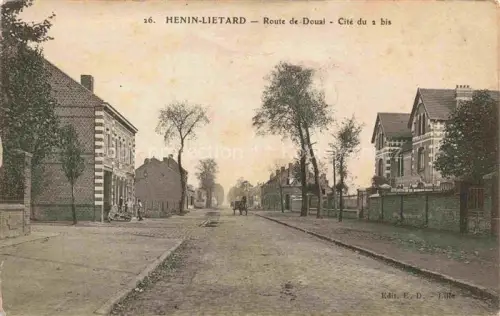 AK / Ansichtskarte Henin-Lietard LENS 62 Pas-de-Calais Route de Douai