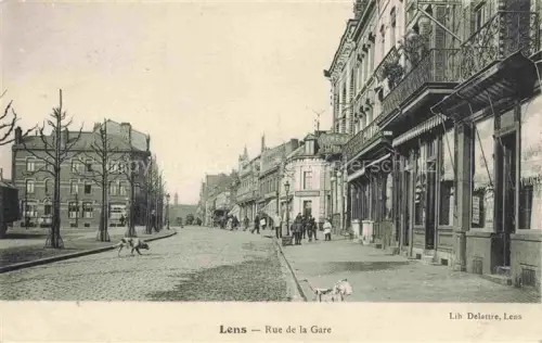 AK / Ansichtskarte LENS 62 Pas-de-Calais Rue de la Gare